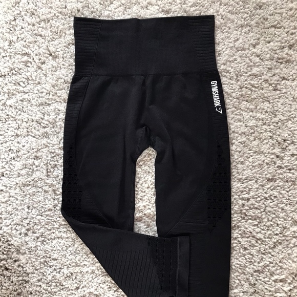 Gymshark Cropped Athletic Pants - Picture 1 of 3